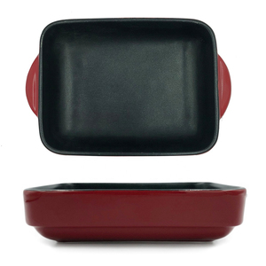 Plat de pommes de terre croustillantes au four avec fromage crémeux, beurre à l'ail, herbes grillées, couches d'oignon frais et saveur savoureuse - Product Image 1