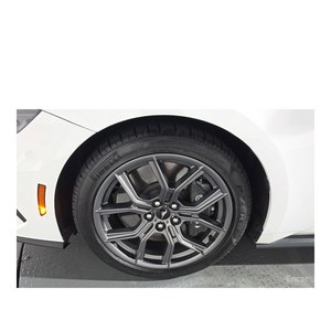 Ford Mustang 2024 2.3 EcoBoost Premium Coupé con Tapicería de Cuero, 8,927 km, Caja de Cambios Automática, Cámara Trasera, Volante a la Izquierda - Product Image 4