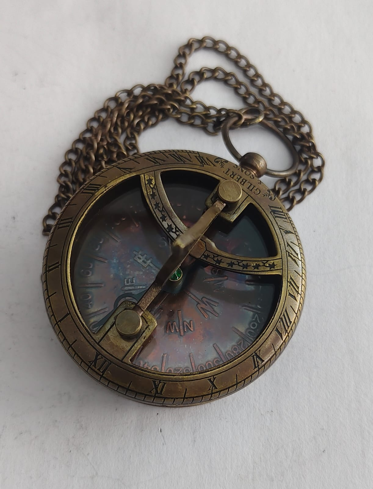 สีน้ำตาล