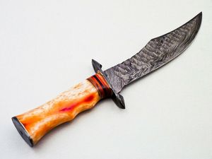 Cuchillo Bowie de Caza Hecho a Mano con Patrón de Damasco, Hoja Fija, Cuchillo Utilitario para Exteriores con Protector, Proveedor Mayorista OEM ODM - Product Image 2