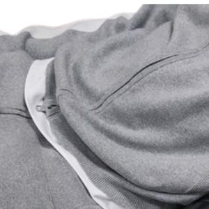 Chaqueta deportiva de punto gris melange con rayas laterales, cierre de cremallera, estilo casual urbano, puños acanalados, tejido suave, estilo atlético unisex, ajuste cómodo Pro - Product Image 5