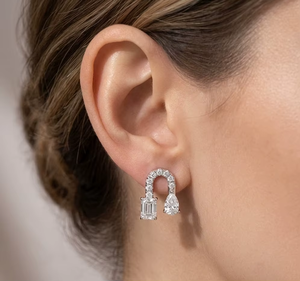 Nouvelles boucles d'oreilles simples en or 14 carats, diamants de laboratoire de couleur DEF, clarté VS VVS, en forme de poire et d'émeraude, Toi et Moi, pour fille - Product Image 3