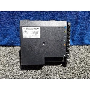 ECU และโมดูลคอมพิวเตอร์มือสองสำหรับรถยนต์ S-class รุ่น A2215400401 - Product Image 1