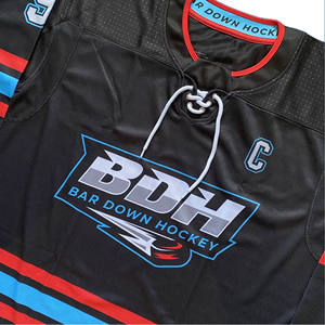 Jersey de Hockey sobre Hielo Sublimado Personalizado de Alta Calidad, Transpirable, de Secado Rápido, 100% Poliéster, Logotipo Personalizado, Venta al Por Mayor, Hecho en Pakistán - Product Image 6