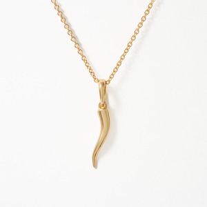 Collier Pendentif Corne en Or Jaune 14K de Qualité Supérieure avec Diamant Certifié IGI Cultivé en Laboratoire, Idéal pour Mariage et Cérémonies, Prix de Gros Disponible Immédiatement - Product Image 3
