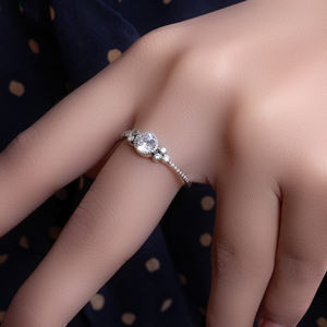 Anillo Ajustable de Plata Estilo Rajastaní con Brillantes Piedras de Circonia Cúbica, Anillo de Plata de Ley 925, Joyería para Mujeres y Niñas - Product Image 1
