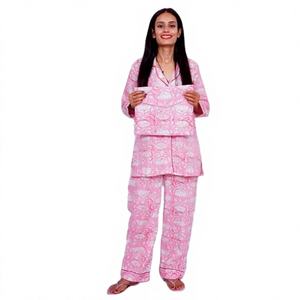 Ensemble pyjama pour femmes en coton imprimé floral à la main, chemise de nuit à manches longues confortable nuit automne/hiver doux - Product Image 1