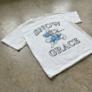 T-shirt en coton à manches courtes pour homme Snow Grace avec imprimé de personnage, coupe classique, col rond, style décontracté - Product Image 2