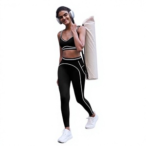 Ensemble de yoga sans couture pour femmes, haut de gamme, soutien-gorge de sport taille haute et leggings, tenue de sport 2 pièces pour la gym et les activités sportives - Product Image 2
