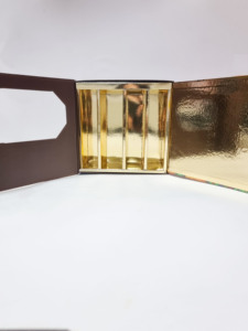 Caja de Papel de Lujo Adecuada para Comercio Minorista de Alta Gama y Presentación de Regalos, Ofrece una Apariencia Elegante - Product Image 3