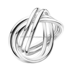 Elegante servilletero de metal en forma de corazón para cenas románticas o eventos de aniversario del Día de San Valentín - Product Image 5