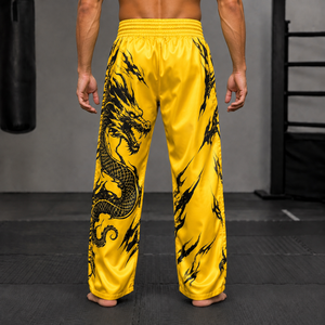 Pantalones de kickboxing de alto rendimiento hechos con tela transpirable de secado rápido para mayor movilidad. - Product Image 6