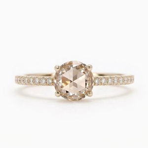 Bague de fiançailles en Morganite taille rose, monture à griffes en or 18 carats, bande pavée, bague de mariage classique pour femme, cadeau d'anniversaire pour elle - Product Image 4