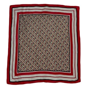 Foulard Bandana en Coton Imprimé Numérique Personnalisé pour Femme – Tissu de Créateur Tendance, Séchage Rapide, Durable et Multifonctionnel - Product Image 1