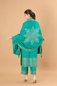 Ensemble de vêtements d'hiver en viscose de haute qualité Safaa, Salwar Kameez indien, costume en laine pour femmes, vente en gros - Product Image 4
