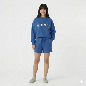 Conjunto de Camiseta de Cuello Alto y Pantalones Cortos para Mujer, Ofrecido con Transparencia en la Producción, Ofreciendo Actualizaciones Claras a lo Largo del Proceso de Fabricación - Product Image 1