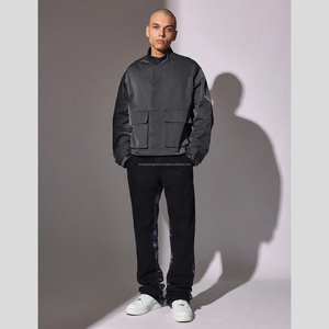 Ensemble de veste de survêtement en nylon léger ODM pour hommes coupe-vent avec logo personnalisé fermeture éclair avec col montant design en toile de qualité supérieure - Product Image 2