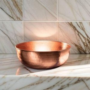 Lavabo Rústico de Cobre, Lavabo de Metal Hecho a Mano, Adorno Único para Baño, Decoración para el Hogar - Product Image 1