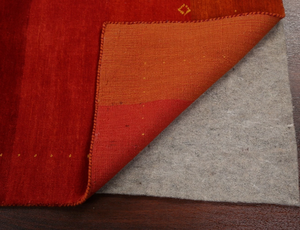 Tapis persan en laine rouge noué à la main Lori Gabeh Baft, écologique, antidérapant, à poils moyens, géométrique, pour salon, bureau, hôtel, bar - Product Image 5