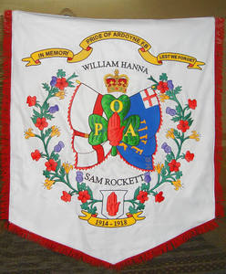 Bandera de Banda de Marcha con Apliques Bordados a Máquina, Bandera Personalizada para Banda de Marcha, Bandera Colgante para Desfiles al por Mayor - Product Image 6