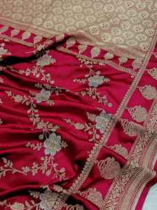 Saree de Seda Suave Banarasi Mashru Katan de Lujo, Tejido a Mano, con Bordado Meenakari, Elegante Diseño Floral, Borde Tejido Tradicional, Protección Solar - Product Image 2
