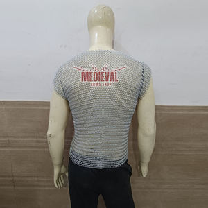 Haubert médiéval sans manches en maille d'aluminium à anneaux de 10 mm, fait main, pour reconstitution historique et cosplay - Product Image 3