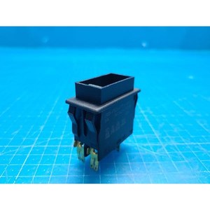 Interruptor de circuito basculante E-T-A 3120-F523-P7T1-W01L usado tal como está, piezas de equipos semiconductores Legacy - Product Image 3