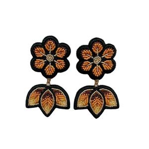 Personnaliser la boucle d'oreille en broderie perlée artisanale avec cœur avec un nouveau design et un style traditionnel par Hiba Enterprises - Product Image 4