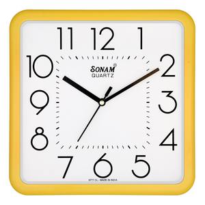 Reloj de Pared Dorado de Excelente Calidad y Elegante Diseño para Oficina, Dormitorio o Sala de Estar, con Números Fáciles de Leer, Disponible para la Venta - Product Image 1