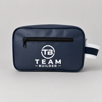 Sacs de toilette personnalisés avec logo pour team building – Rangement durable en polyester pour salle de bain et équipement de hockey avec nom brodé