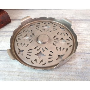 Nuevo Salvamanteles Redondo de Acero Inoxidable con Diseño de Estrella, Resistente al Calor, 350 mm, Diseño Clásico - Product Image 2
