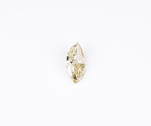Diamante amarillo de fantasía cultivado en laboratorio con certificación IGI, corte marquesa, diamante CVD suelto, diamante VVS creado en laboratorio, venta al por mayor para la fabricación de joyas - Product Image 2