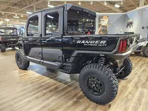 รถกระบะ Polaris Ranger Extreme Duty 4x4 Crew Cab สีดำ รุ่นออฟโรด วัสดุตามความต้องการของลูกค้า - Product Image 1