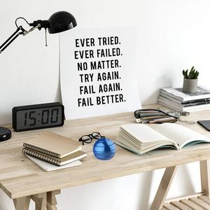 Giocattolo da Scrivania Cinetico Blu 39MM per Ufficio e Adulti, Illusione Ottica per Fidget Cube, Sollievo da Ansia e ADHD - Product Image 1