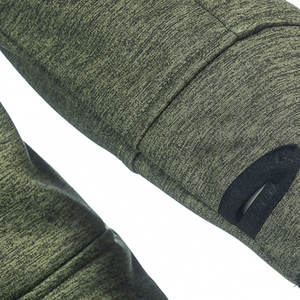 Chaqueta de Softshell Personalizada para Hombre, Venta al por Mayor, Talla Grande, Verde, con Capucha, para Exteriores, con Bolsillos con Cremallera Negros - Product Image 2