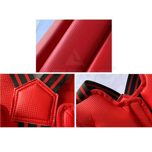 Protector de pecho para boxeo en oferta, con acolchado contorneado y construcción ventilada para práctica de boxeo. - Product Image 5