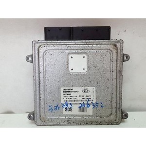 Unidad de Control del Motor Carens II 2006-2010 Usada ORIGINAL 3910225711 - Product Image 1