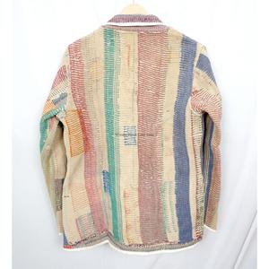 Hermosa chaqueta Kantha de diseño en algodón, multicolor, estilo étnico, con decoración de botones, hecha a mano, vintage, con bolsillo. - Product Image 6