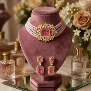 Ensemble collier et boucles d'oreilles en laiton plaqué or de qualité supérieure, serti de moissanite, pour mariage et soirée, bijoux pour femmes - Product Image 1