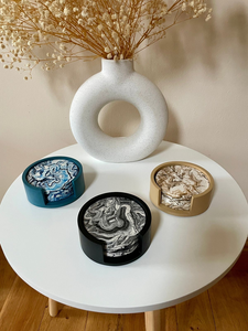 Posavasos Cuadrados de Nogal Hechos a Mano con Incrustaciones de Resina, Ecológicos, Resistentes al Calor, Duraderos, No Tóxicos, Color/Tamaño Personalizables - Product Image 5