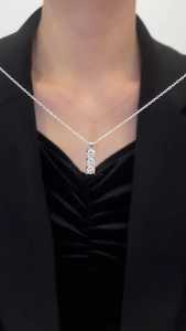 Collar de Barra con Diamante de Laboratorio en Oro Blanco de 14K, Corte Brillante Redondo, Certificado IGI, Colgante Minimalista Unisex - Product Image 4