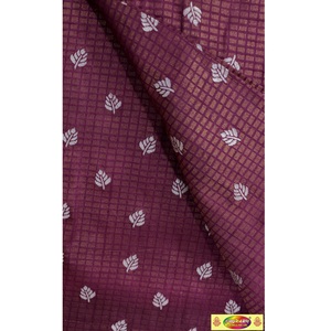 Tissu brocart en nylon 100% teignable |   Motif de feuille, motif de dépliant, textile jacquard |   Tissu de mode à motif métallique texturé |   44 pouces - Product Image 3
