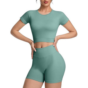ชุดออกกำลังกายดีไซน์วินเทจใหม่ 2k26 สำหรับผู้หญิง เสื้อครอปท็อปแบบกระชับรูปทรง กางเกงขาสั้นออกกำลังกายไร้ตะเข็บ ชุดออกกำลังกายแห้งเร็ว ระบายอากาศได้ดี - Product Image 3