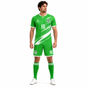 Tenues de football personnalisées directement de l'usine, maillots et shorts de football professionnels avec tissu léger, kit de sublimation complète - Product Image 2