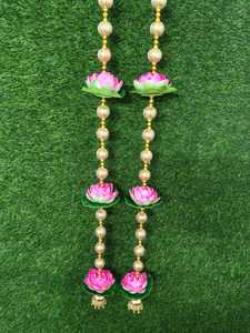 Guirlande suspendue en fleurs de lotus en mousse avec boules Gota et Ghungroo pour mariage indien, Diwali, temple de Ganesh, décoration murale et de porte - Product Image 2