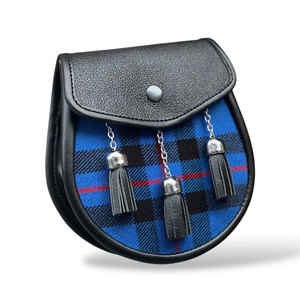 2026 Sporran écossais moderne pour homme en cuir à 3 pompons, motif tartan, avec sangle à chaîne, pour tenue des Highlands - Product Image 3