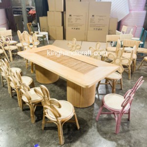 Silla Infantil de Ratán Hecha a Mano Ecológica con Diseño Moderno y Características de Seguridad para Uso en Exteriores y Salón, Eventos de Cumpleaños y Bodas - Product Image 5