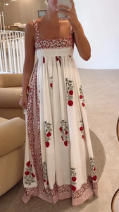 Nouvelle arrivée : Robe maxi spectaculaire à col carré, sans manches, artisanat traditionnel, broderie florale complexe, pour femmes - Product Image 2