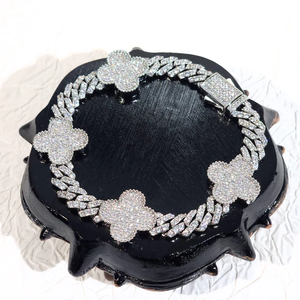 Bracelet Crâne en Moissanite, Chaîne Cubaine Sertie de Pierres, Bijoux Hip Hop de Luxe pour Hommes - Product Image 6