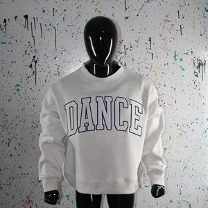 Sweat-shirt à col montant gris cendré DANCE, 100% coton, avec broderie appliquée, col large, info.clushsports - Product Image 6